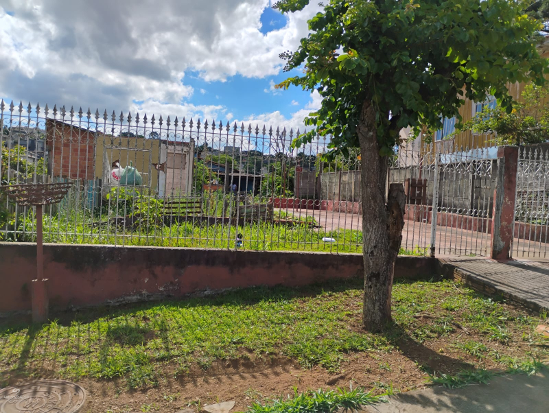 Rua Alves Maciel, Bairro Oficinas  - Ponta Grossa/PR